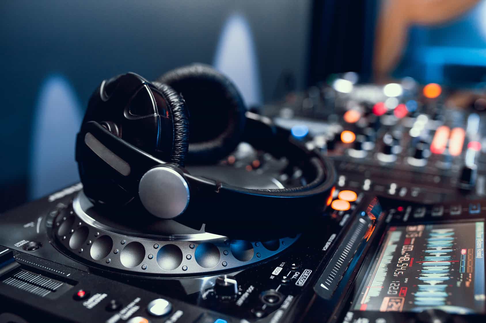 Electronic Music DJ Course
