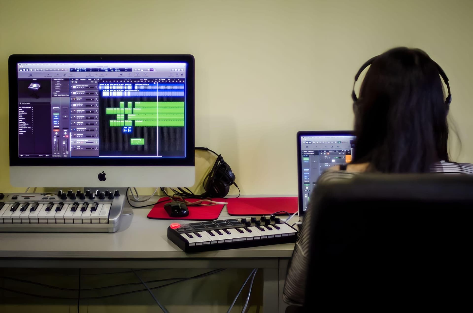BA (Hons) Pathway | Songwriting & Production